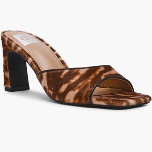 Dolce Vita Lennie Sandal in Tiger